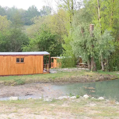 Kompleks wypoczynkowy Les Roulottes De Cambonis