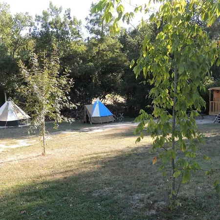 Les Roulottes De Cambonis Holiday park